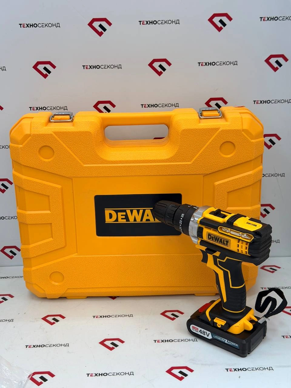 Шуруповерт DeWALT 18v DCD778 (копия)