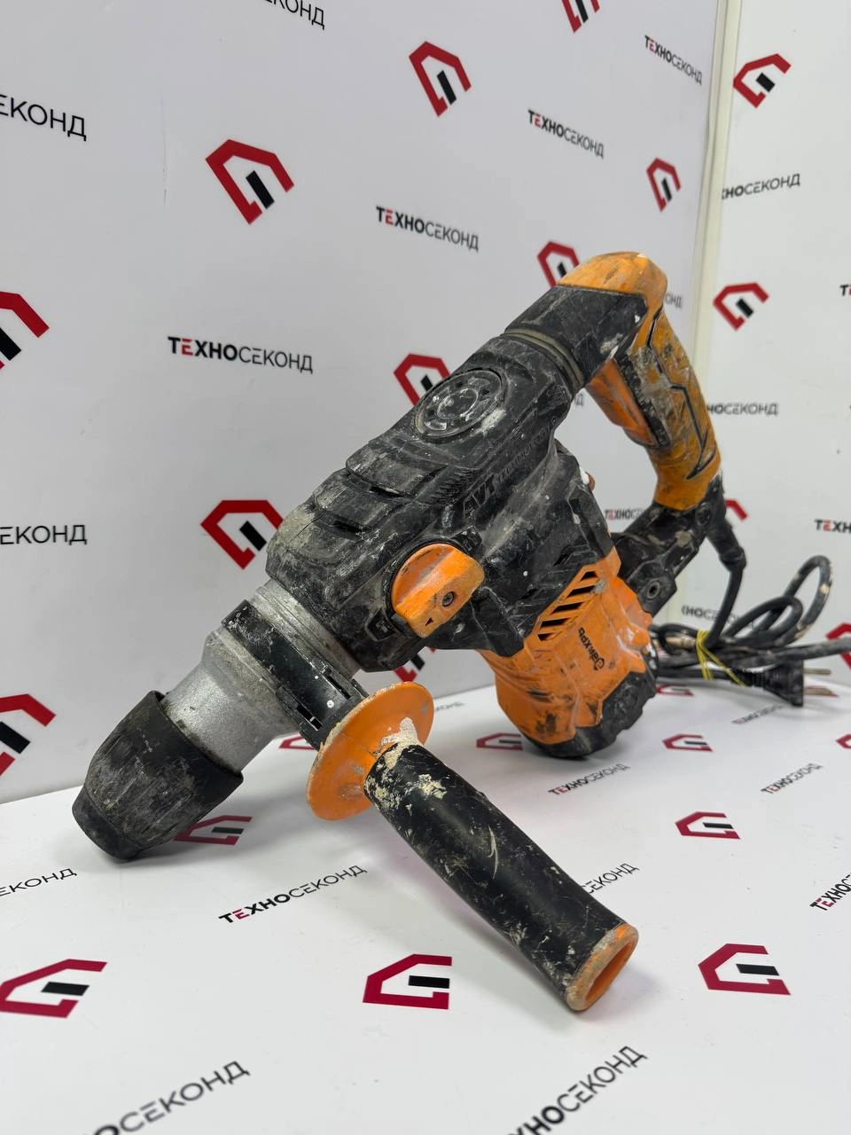 Перфоратор Вихрь П-1400К-В