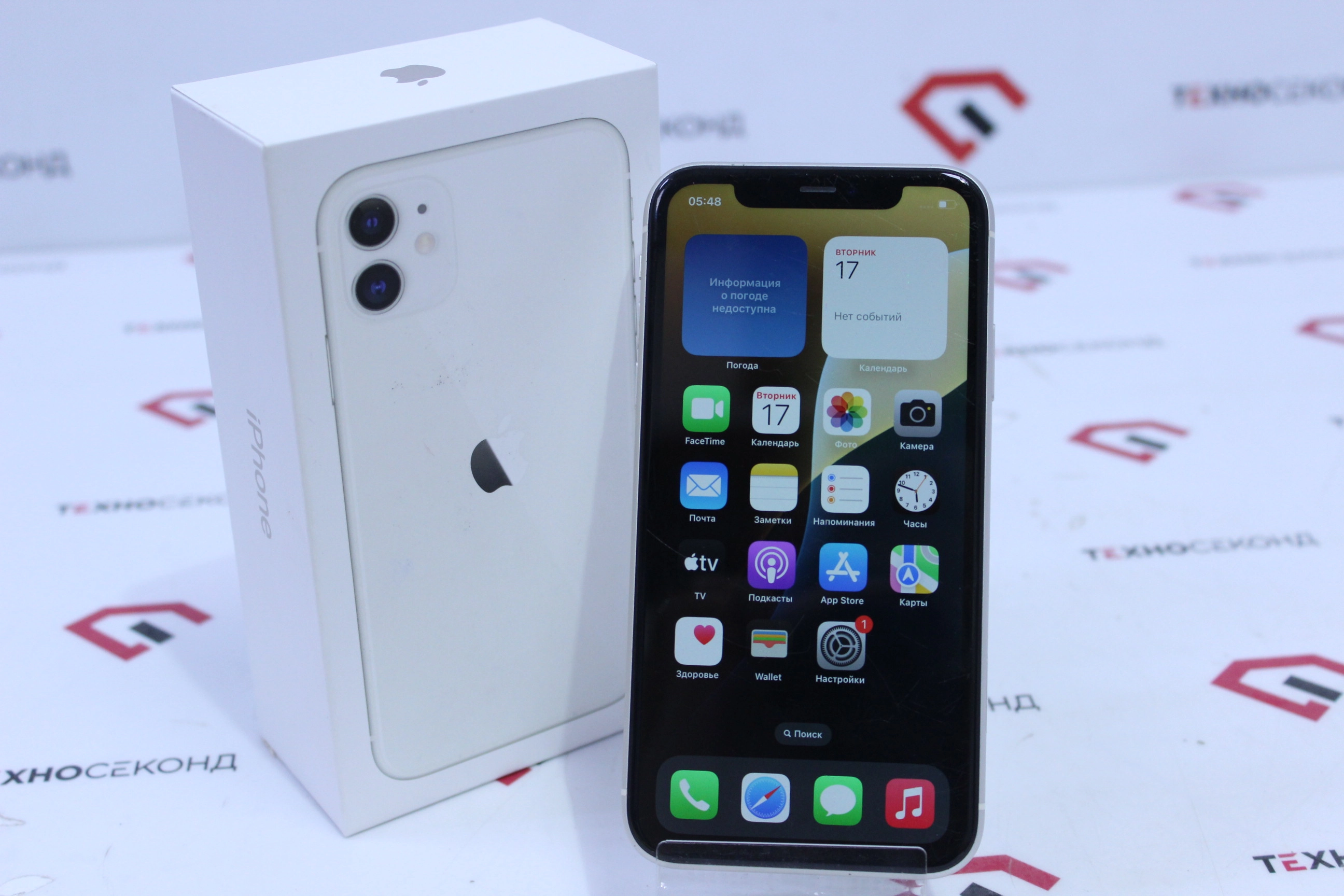 Смартфон Apple iPhone 11 128GB 