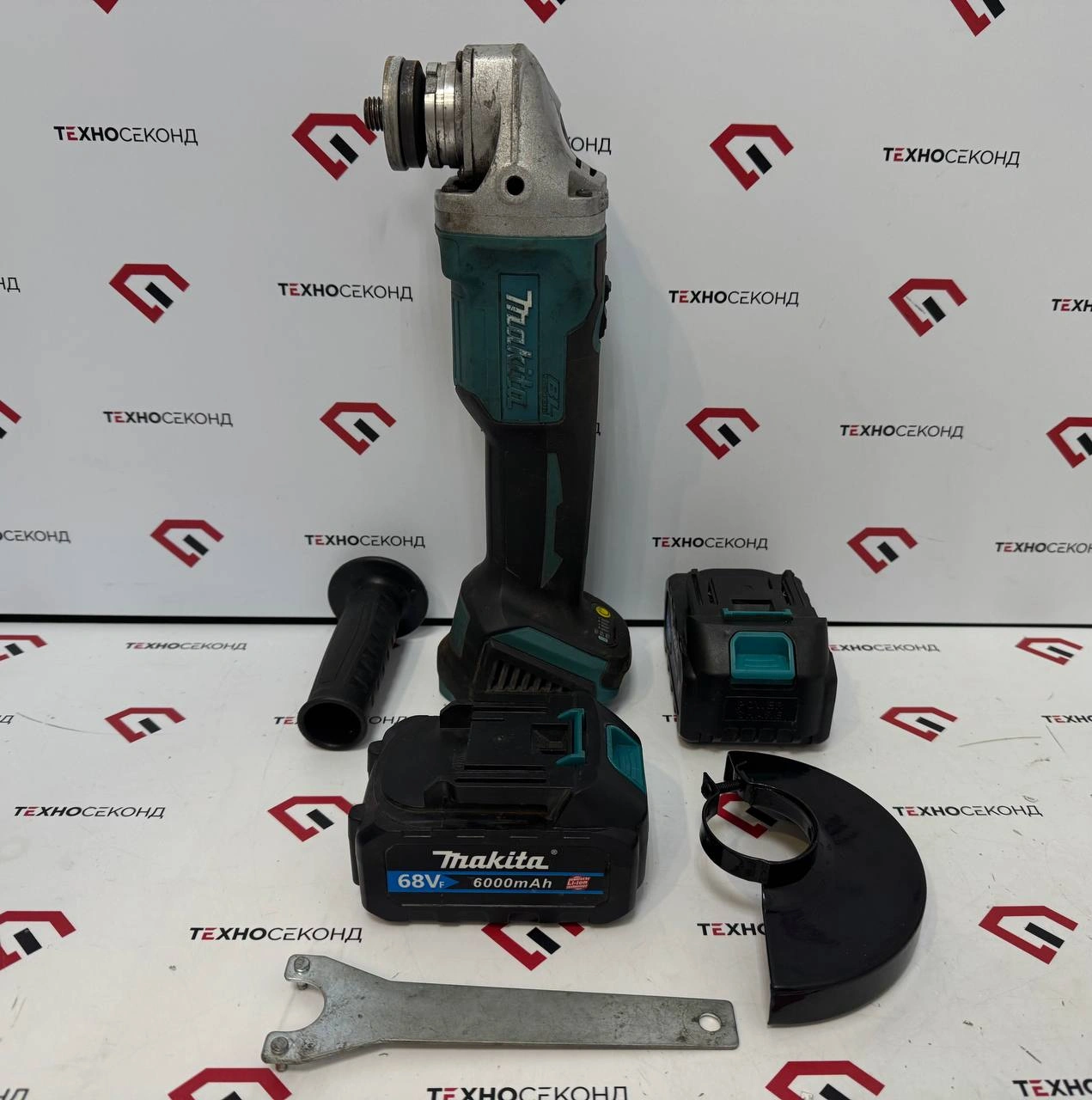Болгарка аккумуляторная MAKITA DGA511Z (копия)