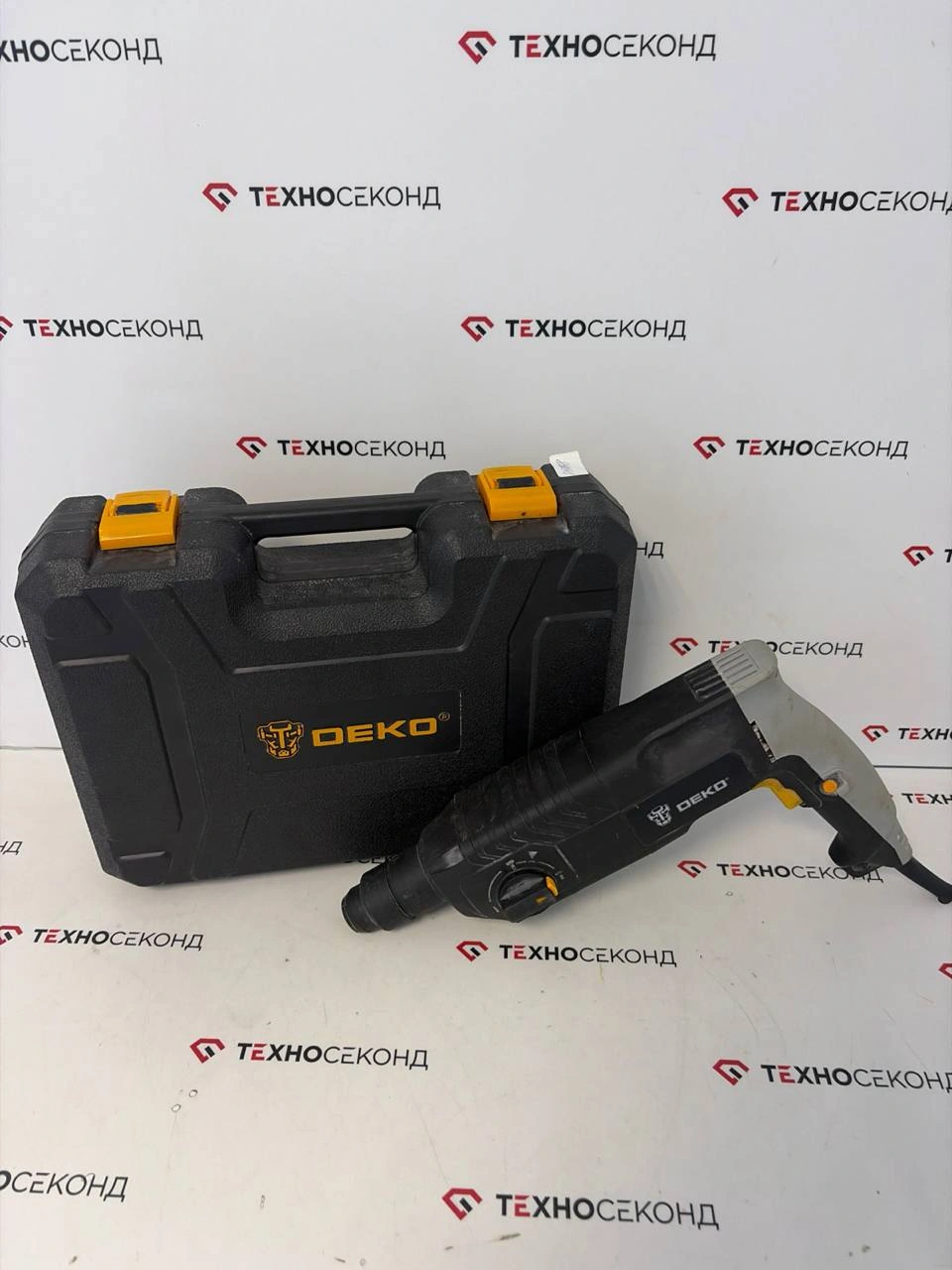 Перфоратор Deko DKH850W 