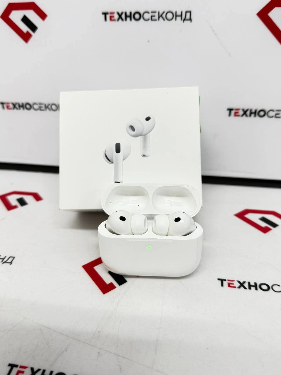 Наушники Apple AirPods Pro 3