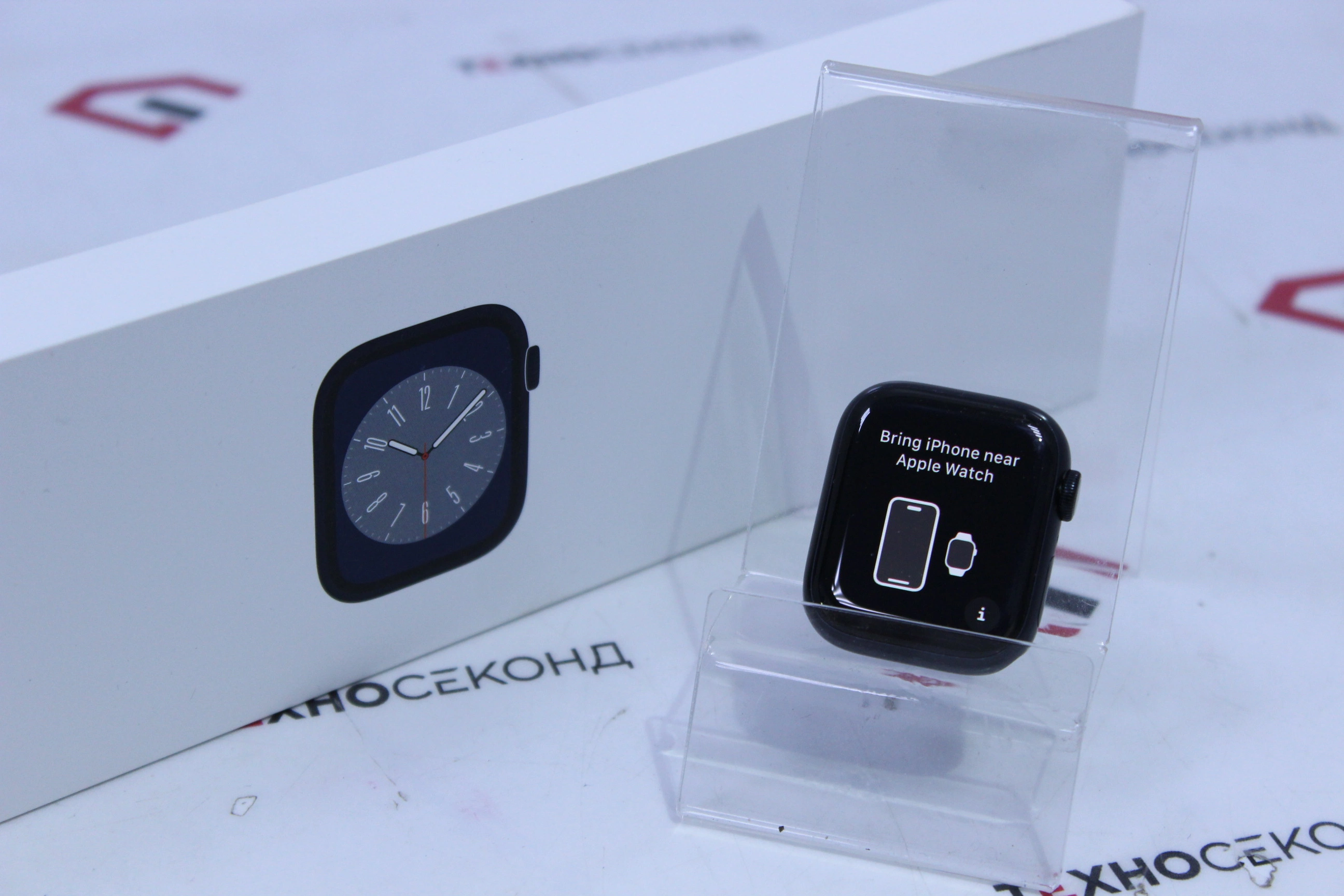 Умные часы Apple Watch Series 8 41 мм