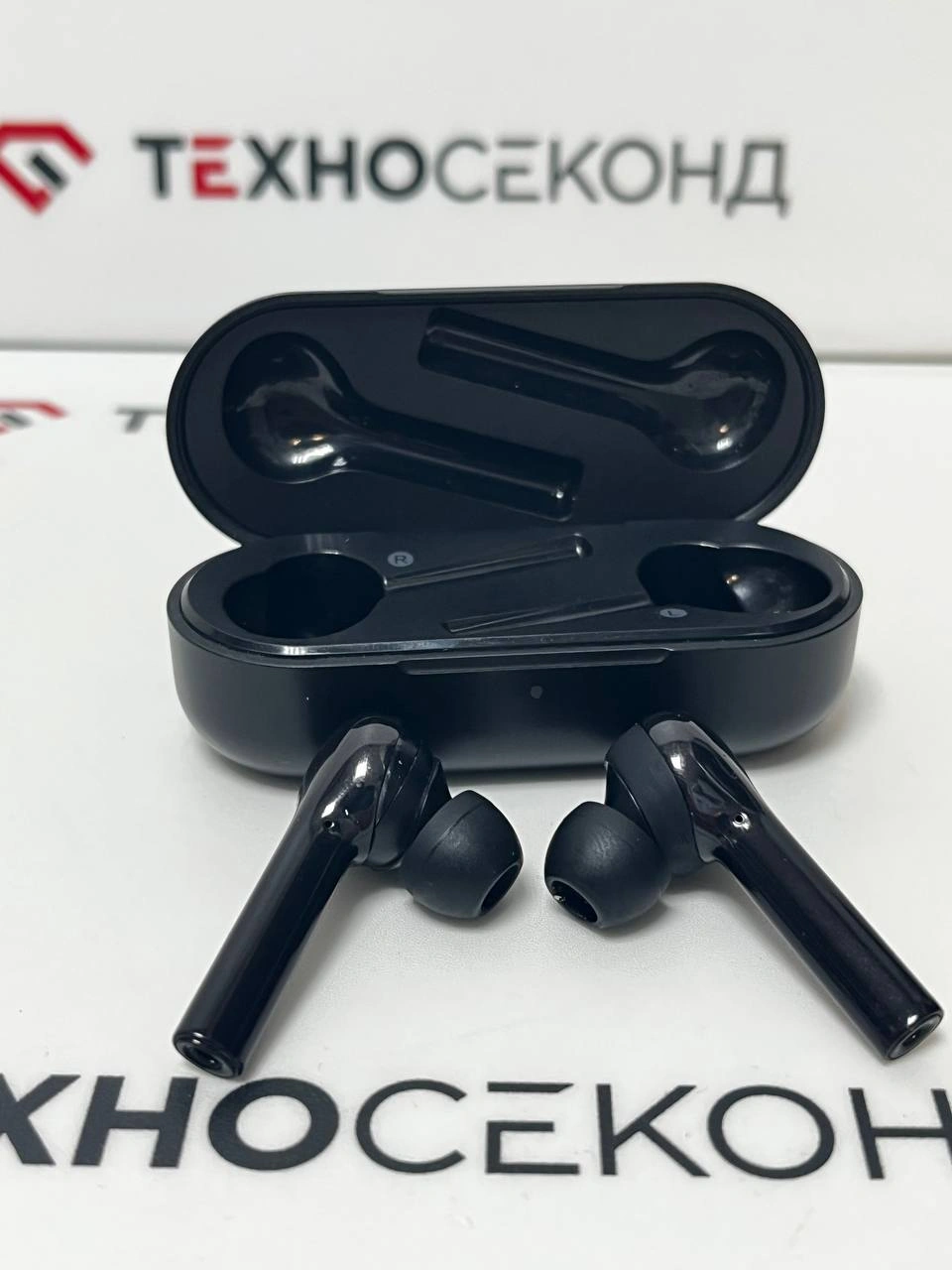 Наушники Huawei FreeBuds