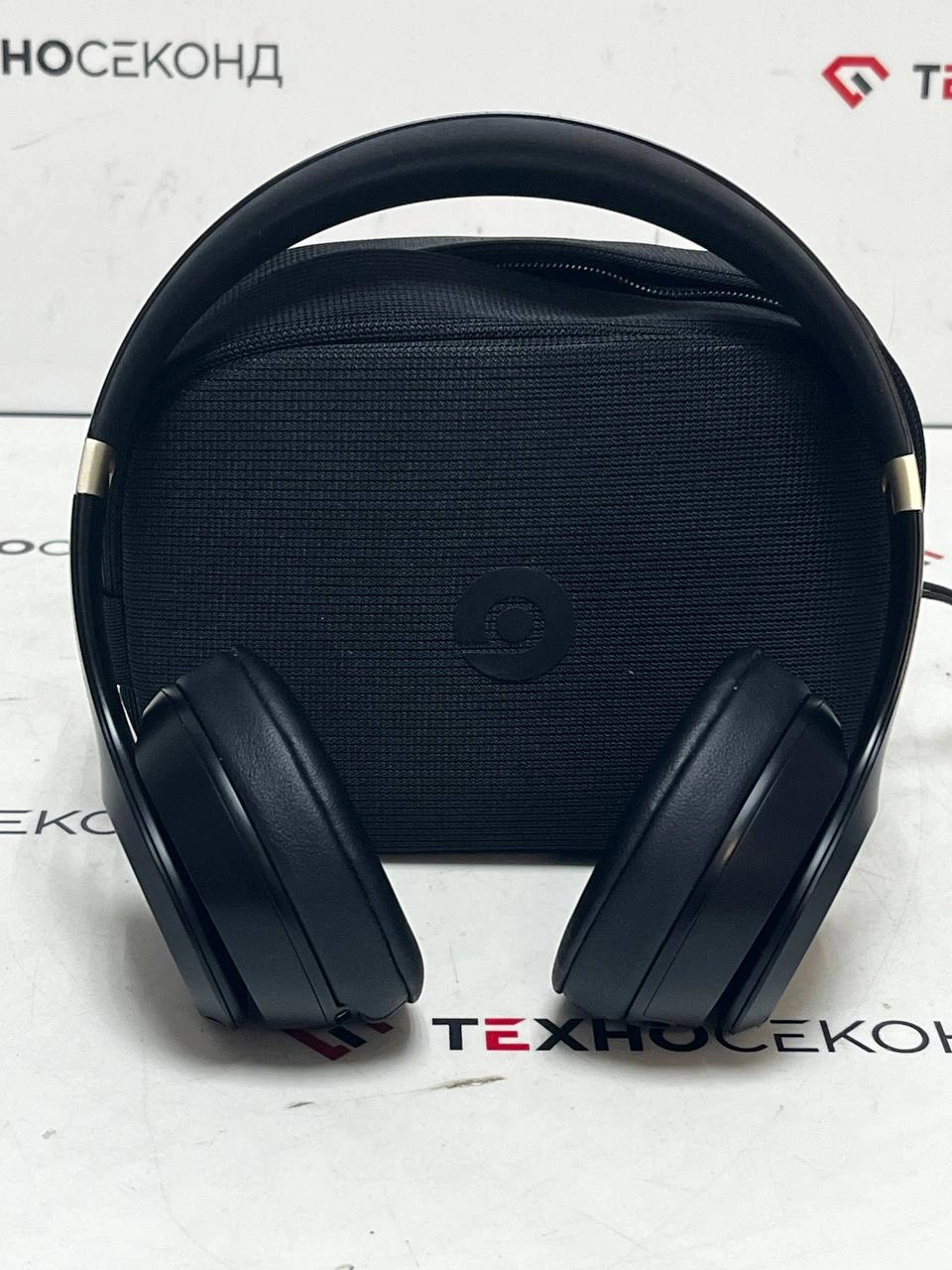 Наушники Beats Solo 4