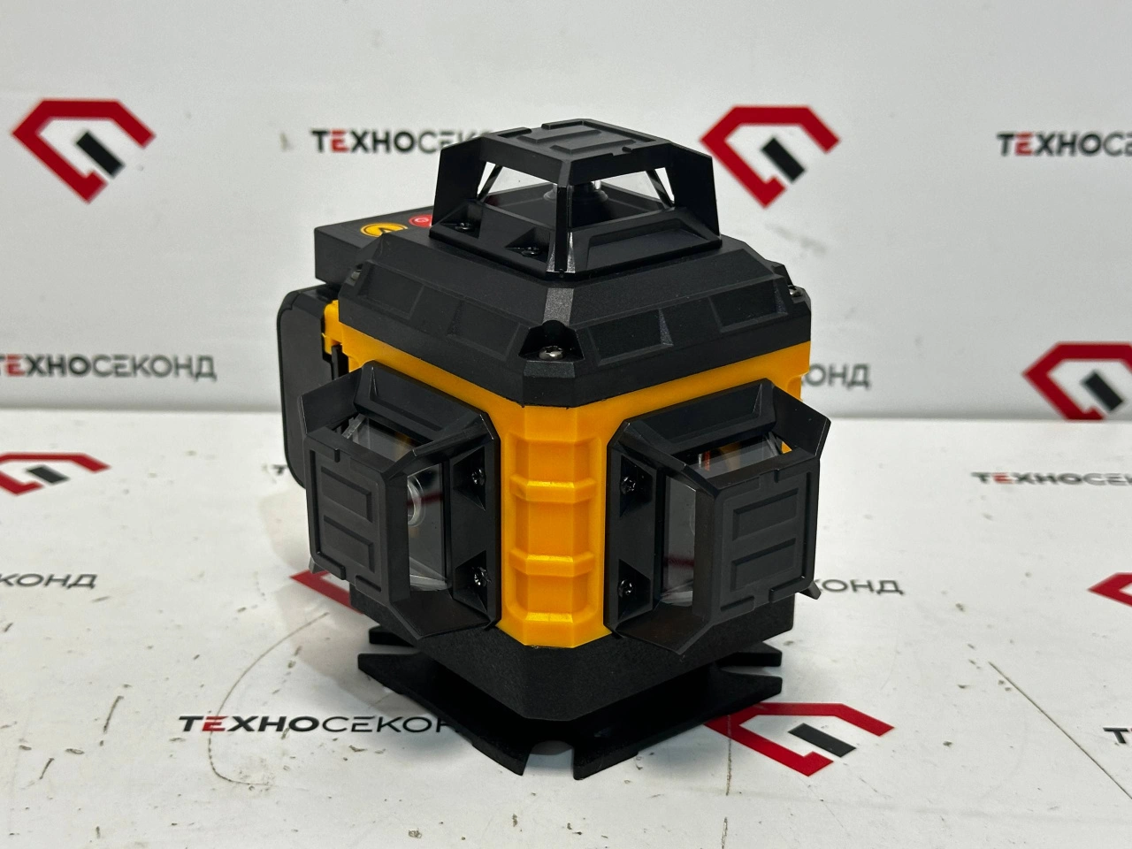 Лазерный нивелир DeWalt (РЕПЛИКА) 