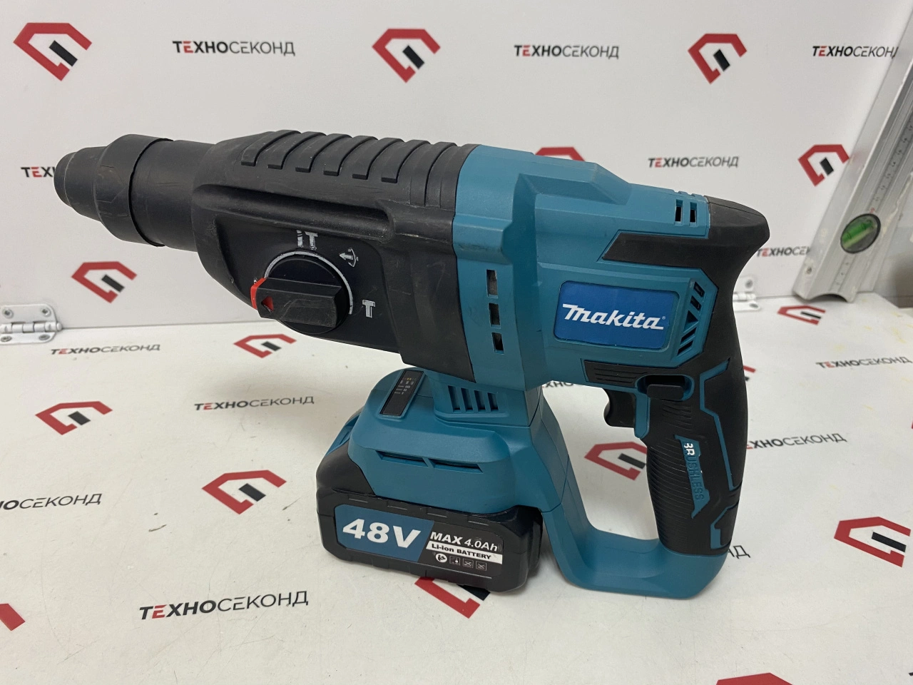 Бесщеточный перфоратор Makita (копия) (1 акб)