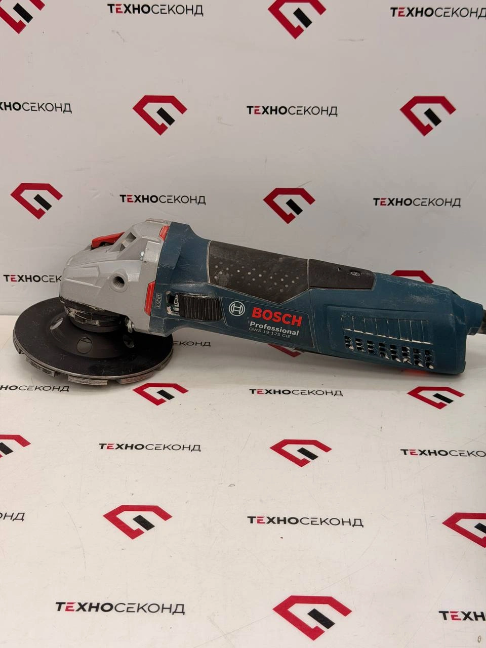 Угловая шлифмашина Bosch GWS 19-125 CIE Professional