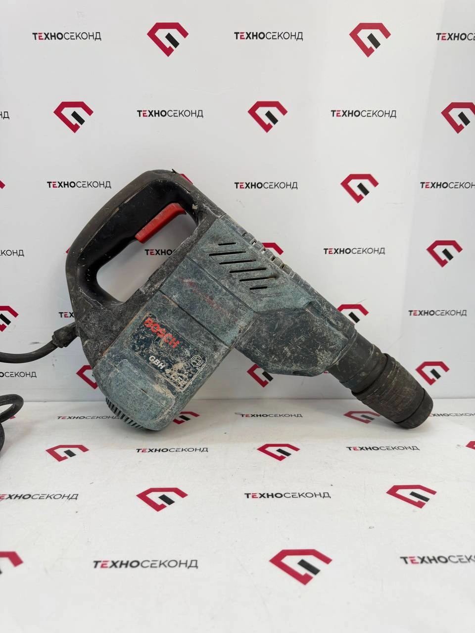 Перфоратор Bosch GBH 4 DFE