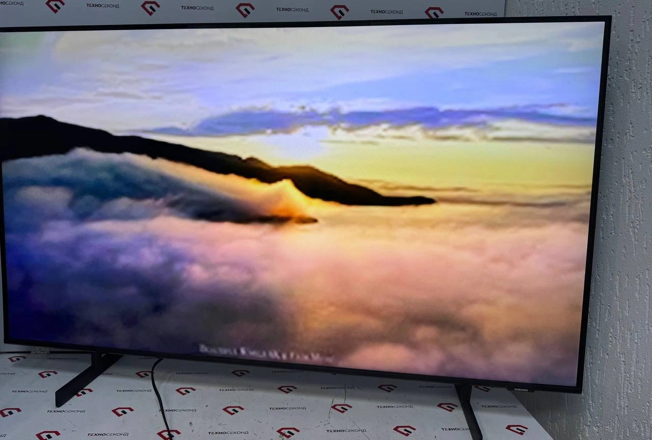 Телевизор Samsung UE50AU8000UXRU