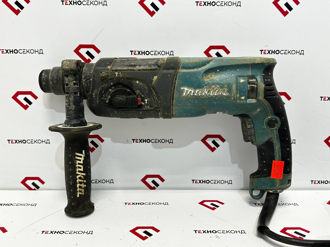 Перфоратор Makita HR 2470 