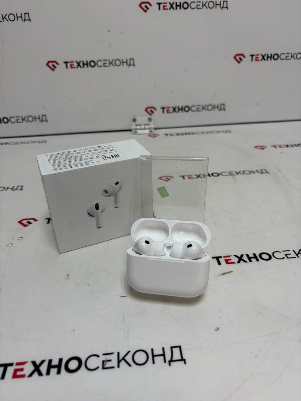 Наушники Apple AirPods Pro 3