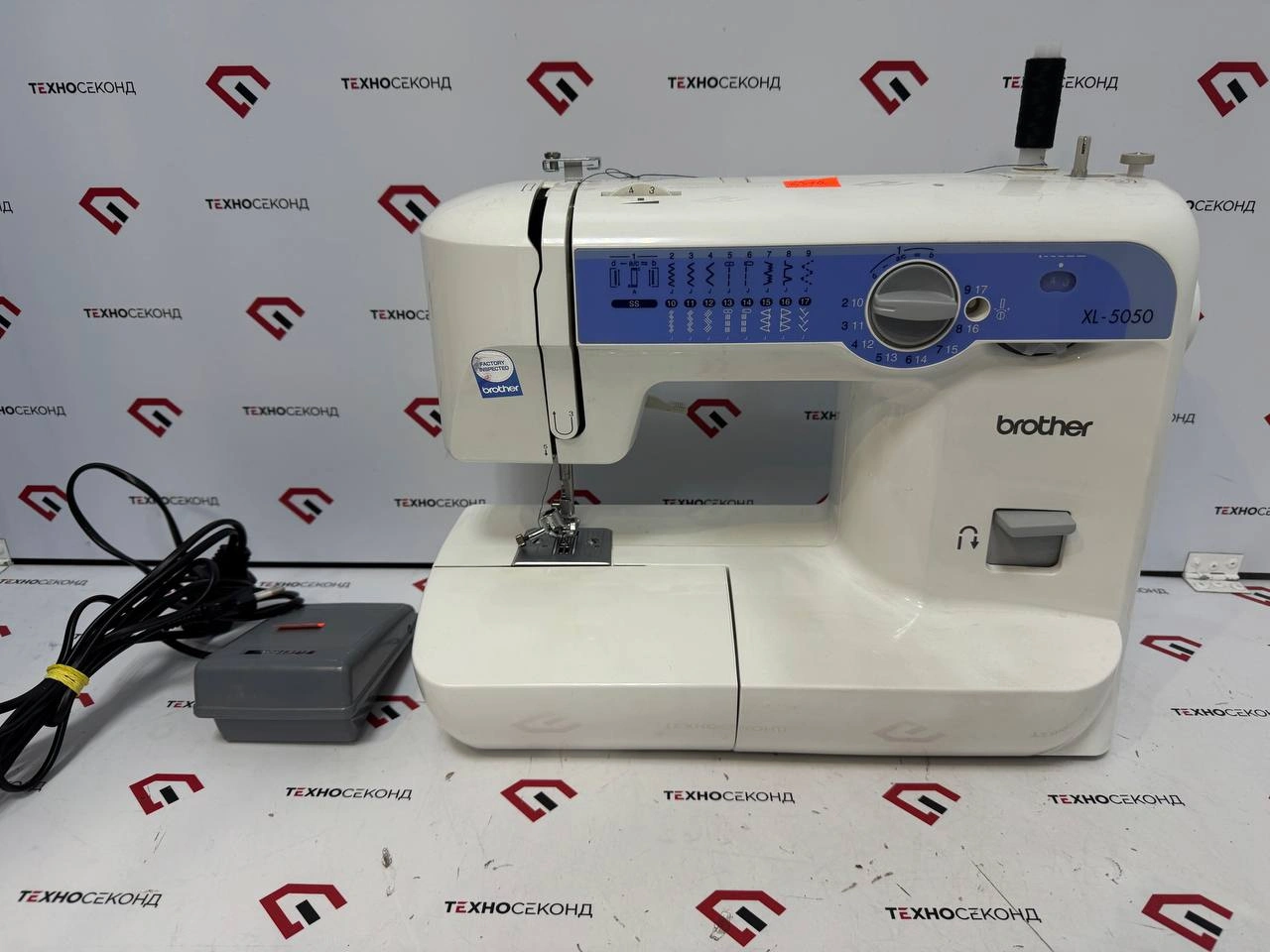 Электромеханическая швейная машина Brother XL-5050