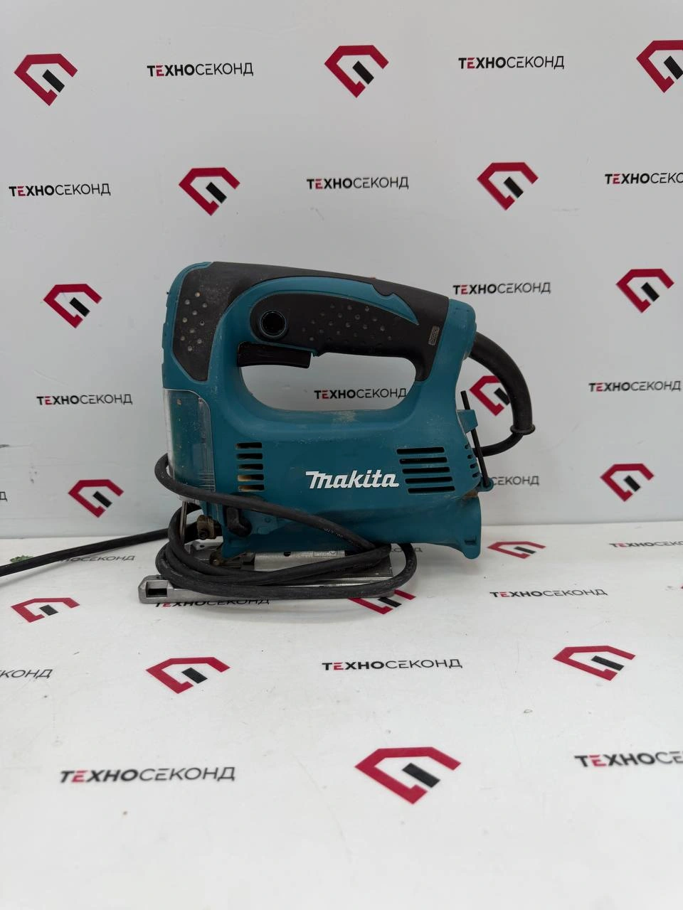 Электролобзик Makita 4329