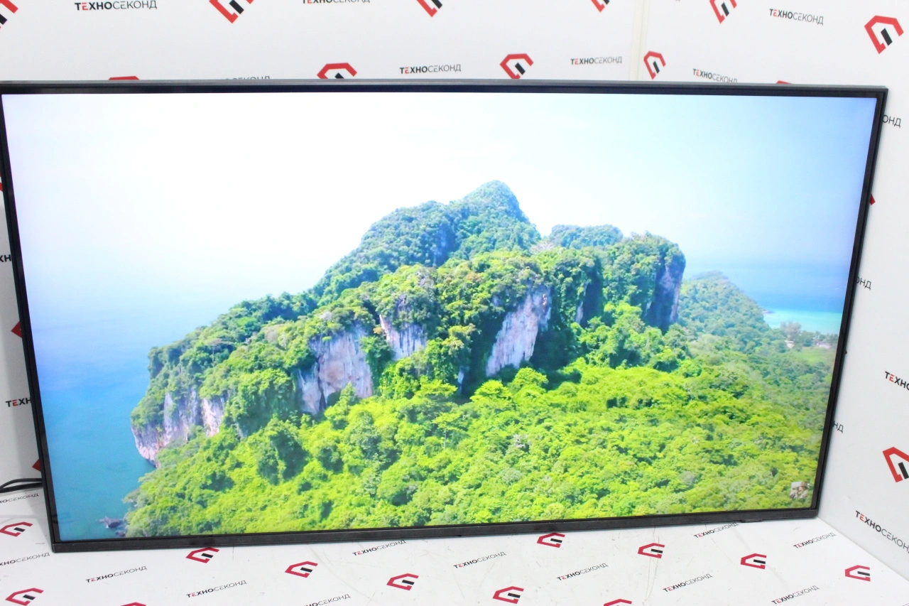 Телевизор Samsung Crystal UHD DU7100 UE43DU7100UXRU