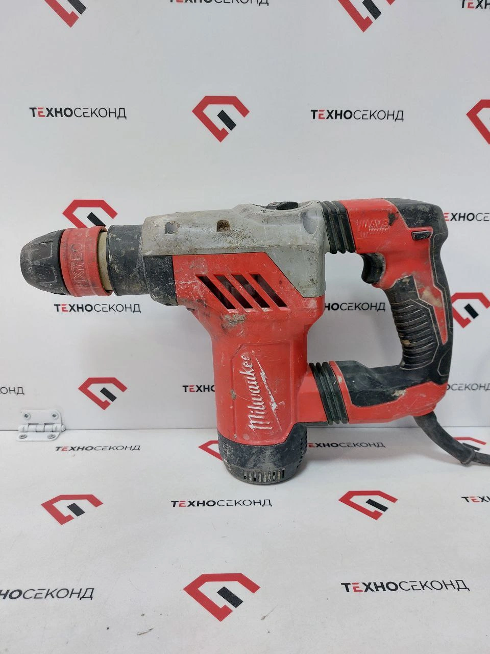 Перфоратор Milwaukee PLH 28 XE 4933446800